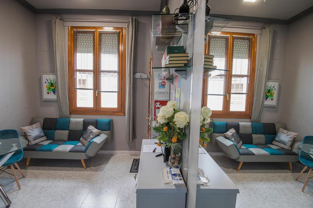Apartamento Romabel Almagro Luaran gambar