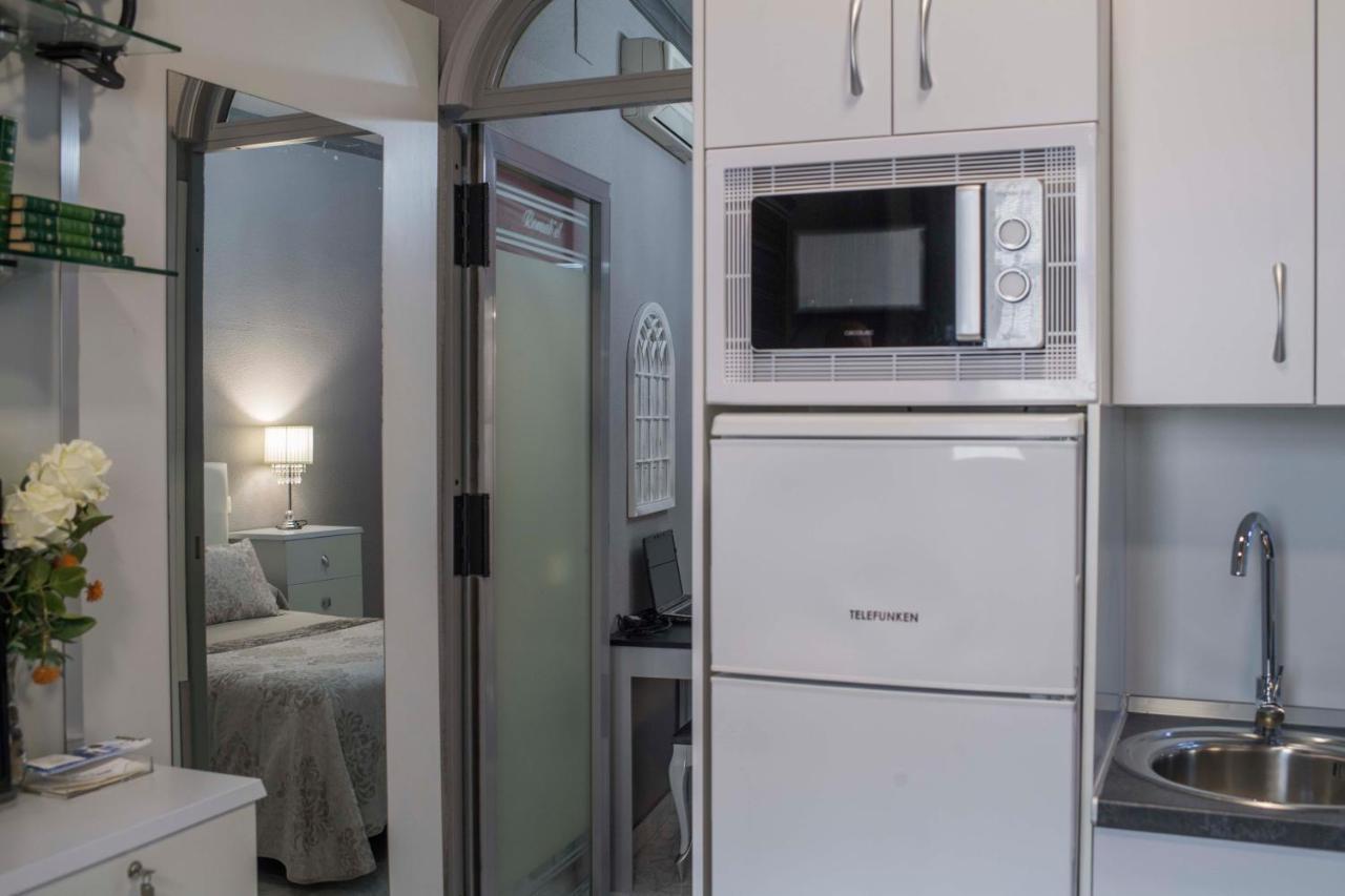 Apartamento Romabel Almagro Luaran gambar